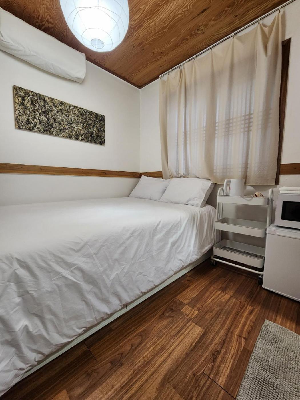 Hostel Jl In Chung-Jeong Seoul Exterior photo
