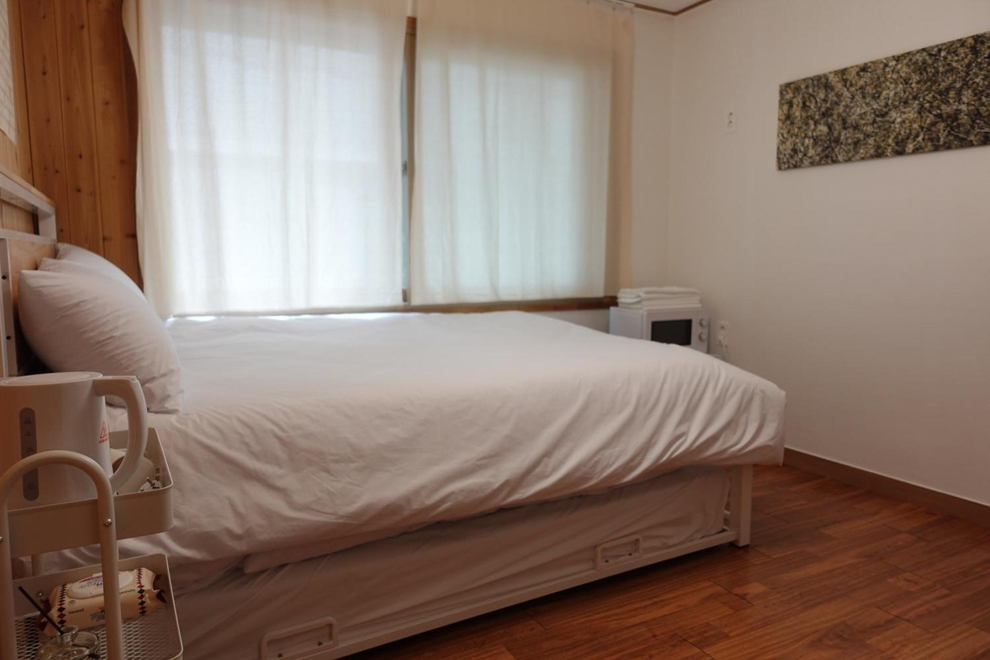 Hostel Jl In Chung-Jeong Seoul Exterior photo